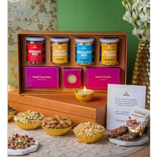 OMAY FOODS  FLAVORSOME TREATS DIWALI GIFT BOX